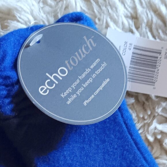 Keep Warm & Keep In Touch! iPhone Compatible Sweet Blue Gloves - Picture 3 of 4